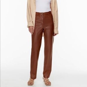 Aritzia Wilfred The Melina Pant - short cognac size 2